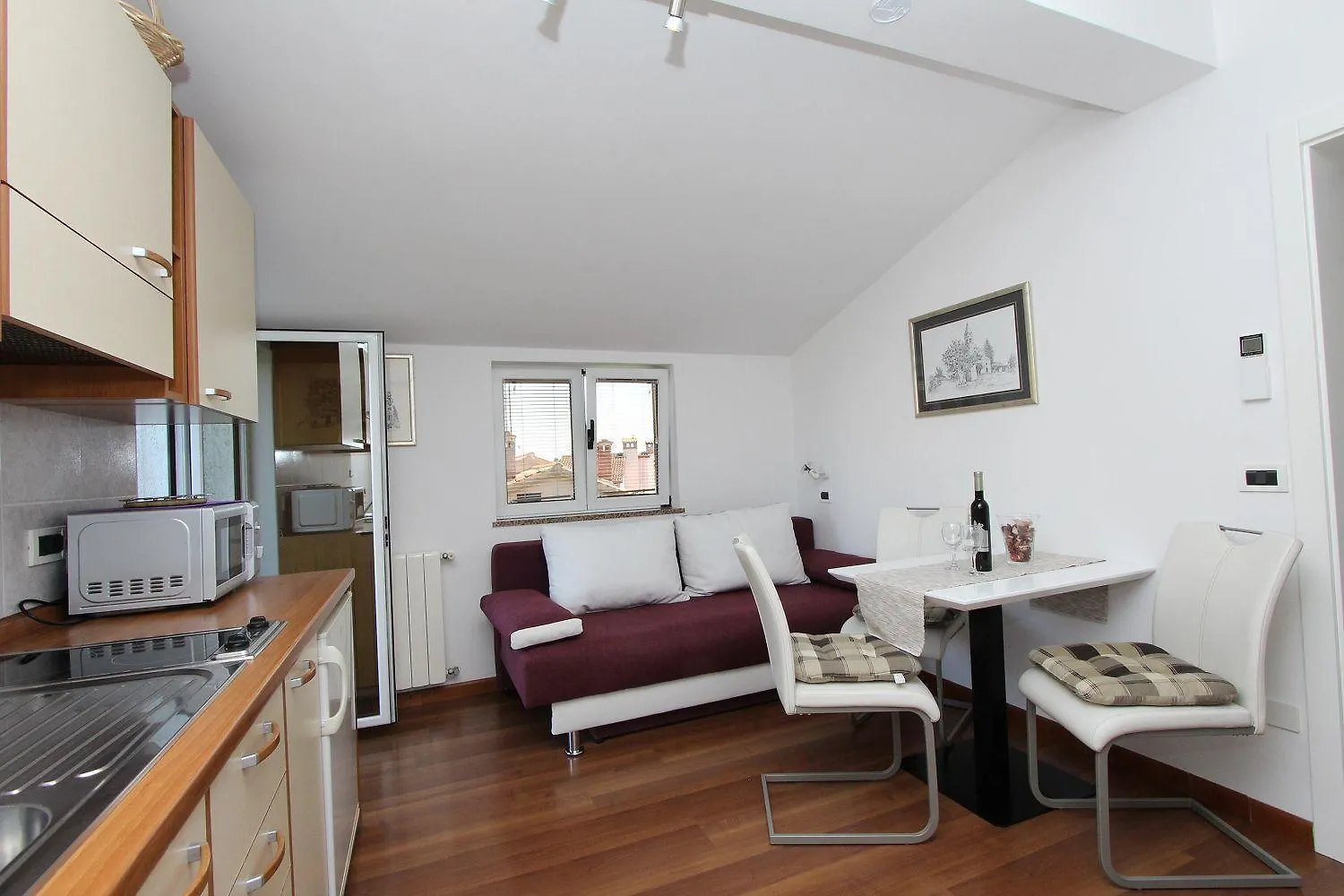 Beeindruckendes Apartment Nur 10 Gehminuten Zum Strand Von Rovinj Mit Grill