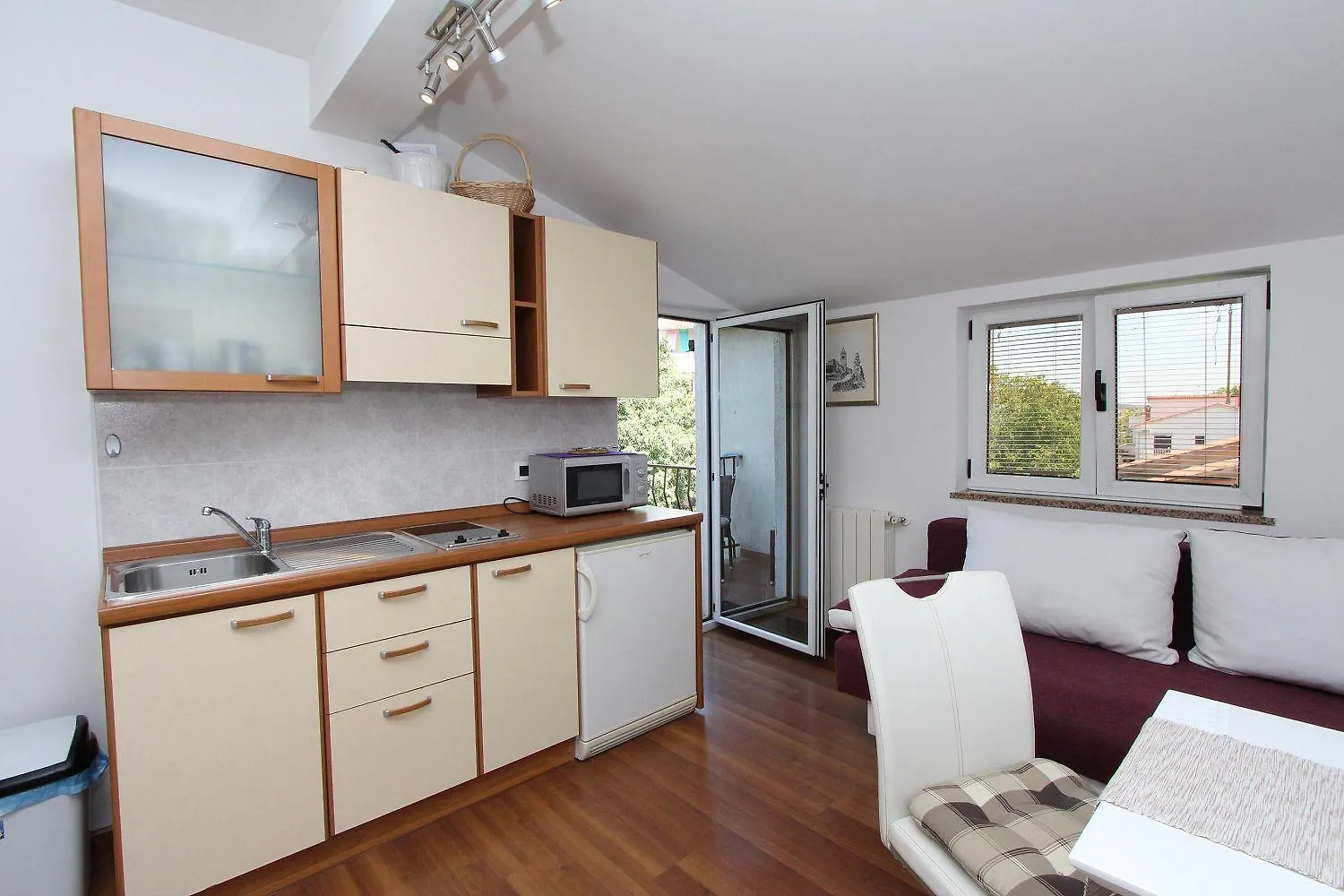 Beeindruckendes Apartment Nur 10 Gehminuten Zum Strand Von Rovinj Mit Grill 0*,